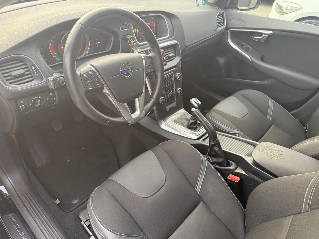 Volvo V40 – foto 17