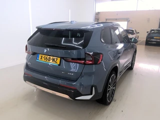 BMW X1 – thumbnail 2