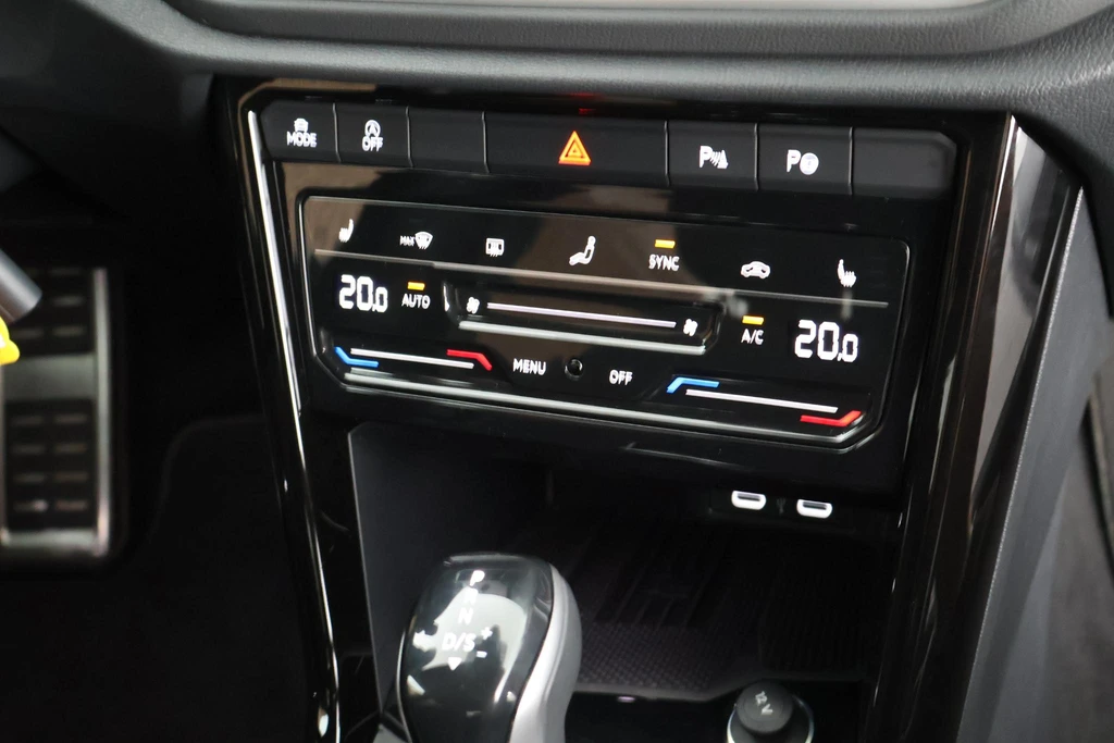 Volkswagen T-Roc – foto 32