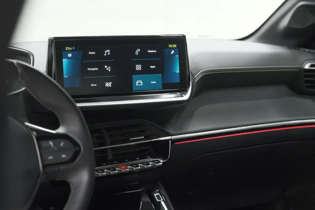 Peugeot e-208 – foto 37