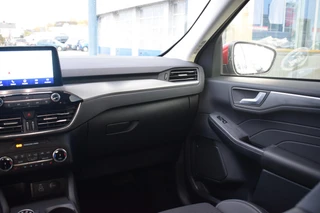 Ford Kuga – thumbnail 17