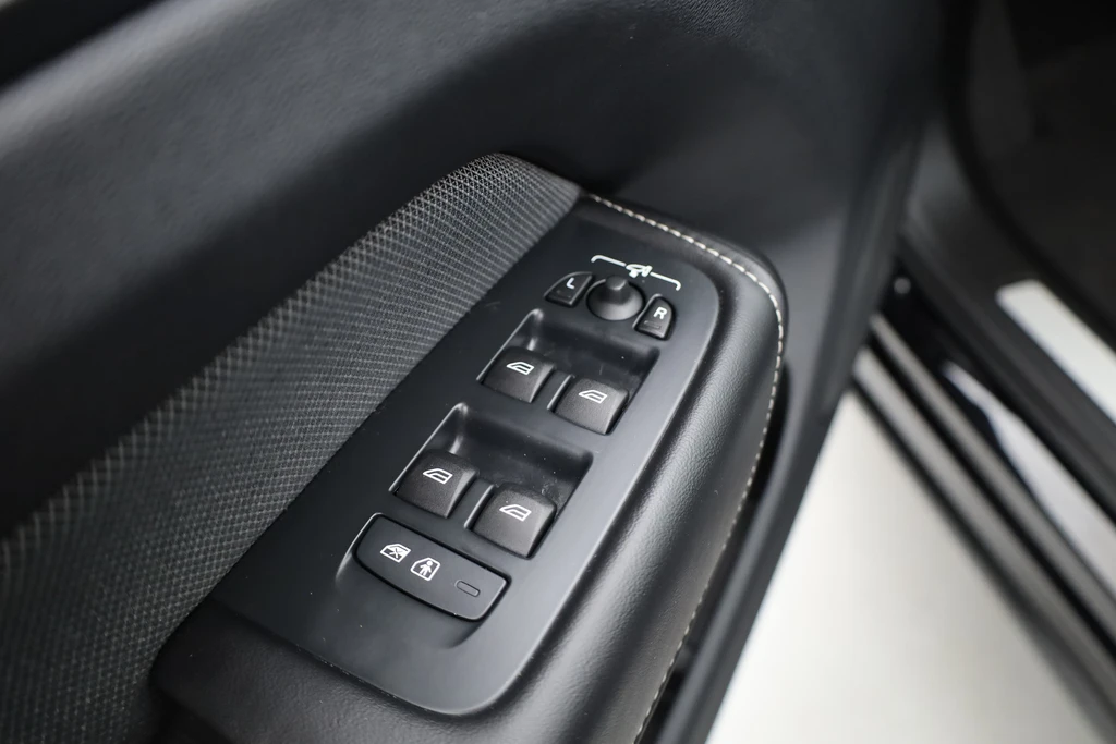 Volvo XC60 – foto 16
