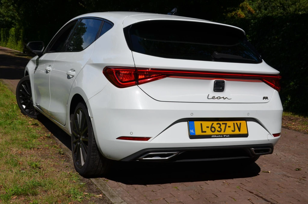 SEAT Leon – foto 9