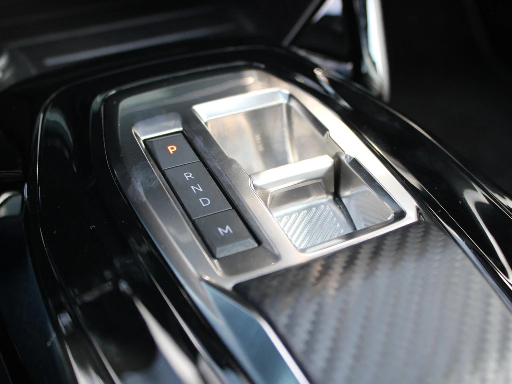 Peugeot 208 – foto 18