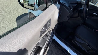 Ford Transit Connect – thumbnail 19