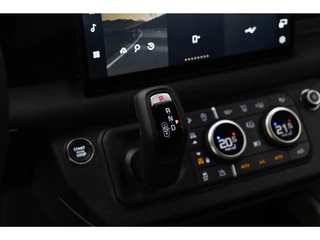 Land Rover Defender – thumbnail 19