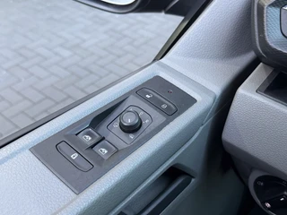 Volkswagen Transporter – thumbnail 46