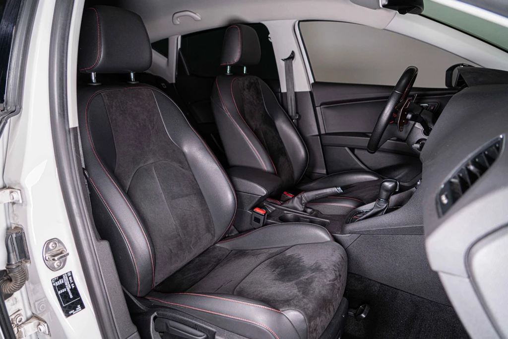 SEAT Leon – foto 36