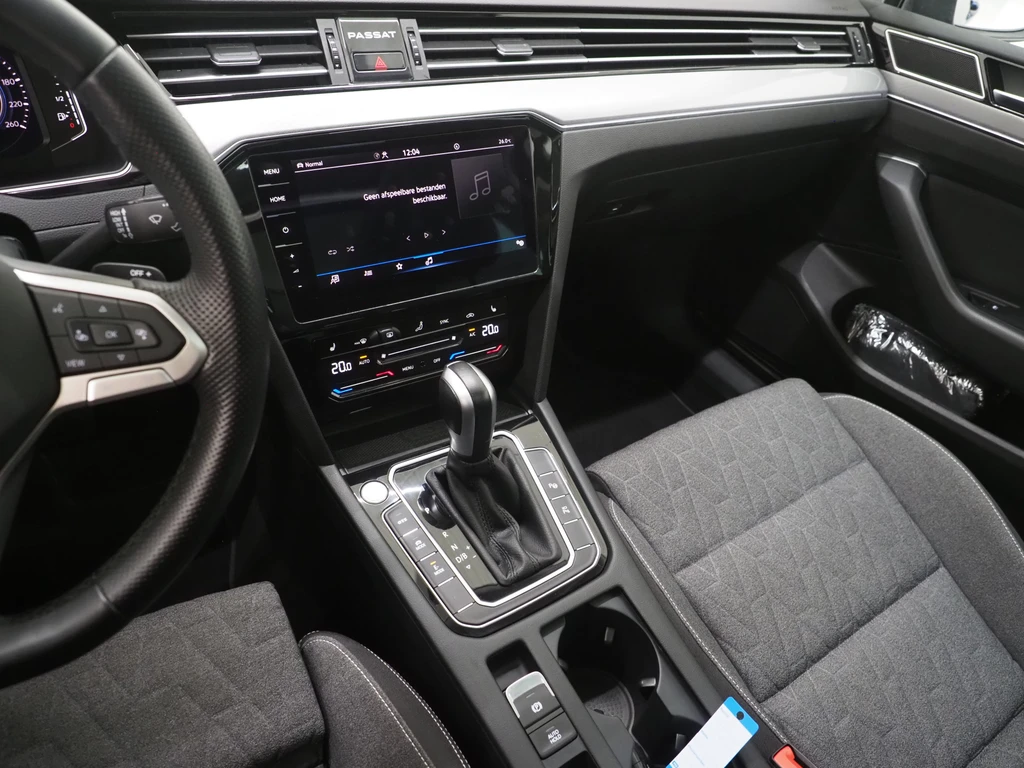 Volkswagen Passat – foto 34