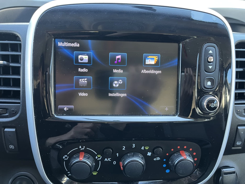 Renault Trafic – foto 36