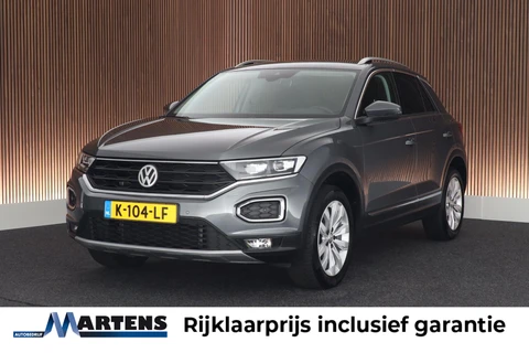 Volkswagen T-Roc 1.5 TSI 150pk DSG Style Trekhaak Virtual cockpit Adaptive cruise Stoelverwaming PDC