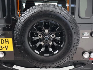 Land Rover Defender – thumbnail 54