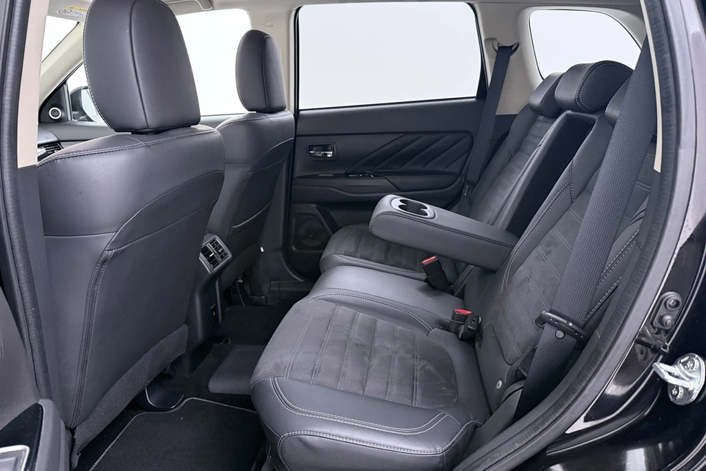 Mitsubishi Outlander – foto 25