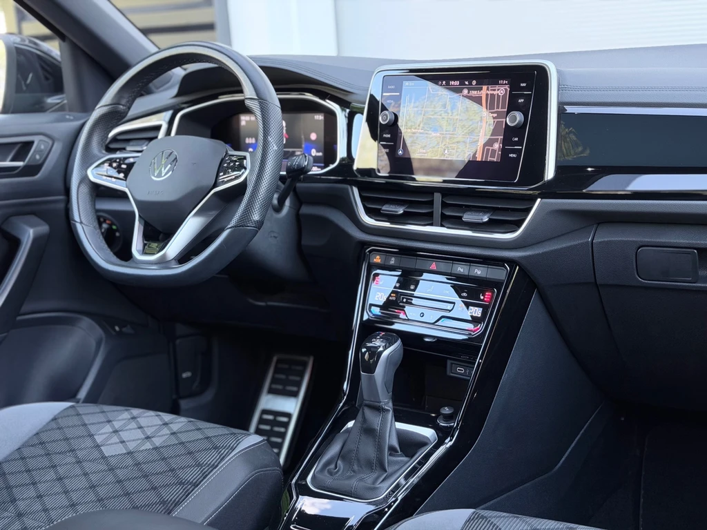Volkswagen T-Roc – foto 16