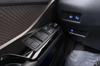 Toyota C-HR – thumbnail 23