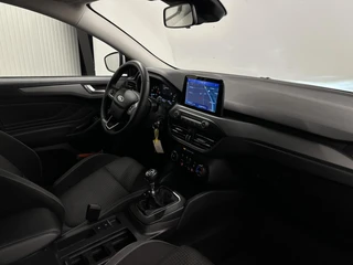Ford Focus – thumbnail 12