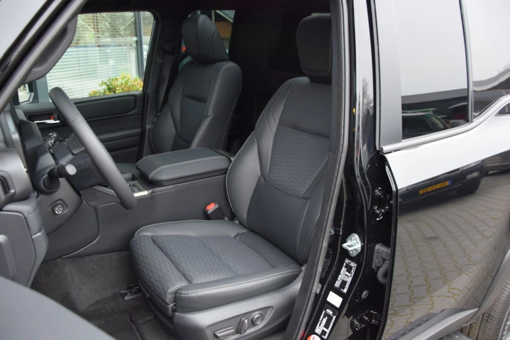 Toyota Land Cruiser – foto 10