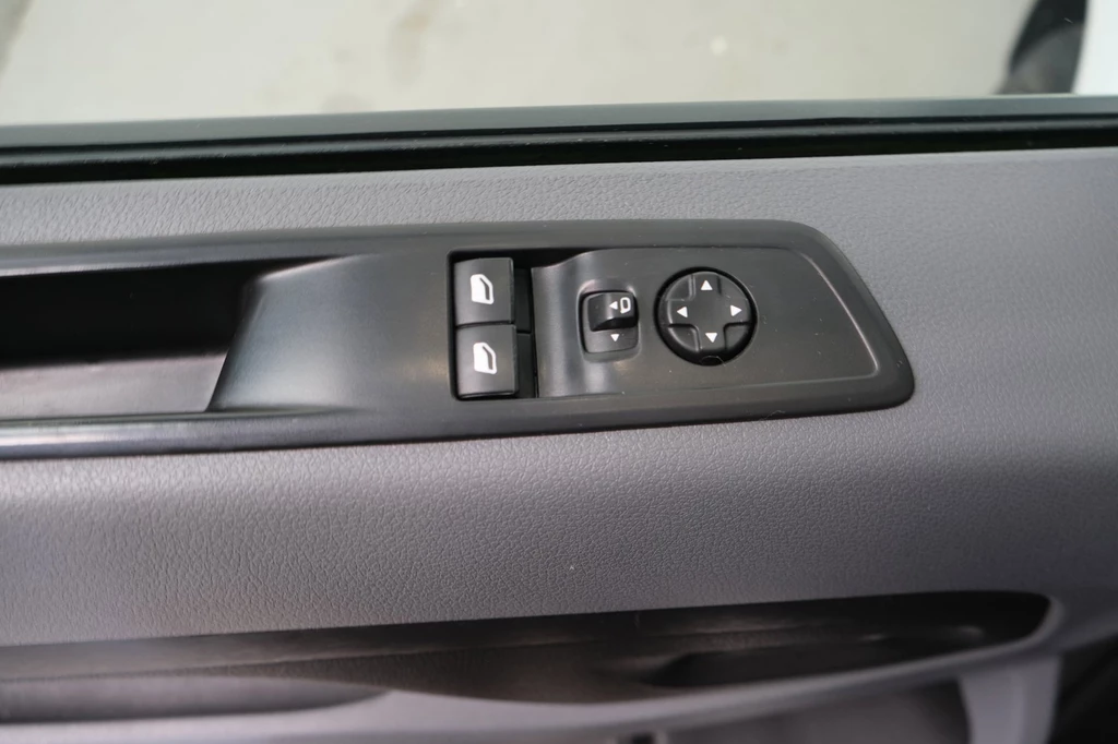 Opel Vivaro – foto 14