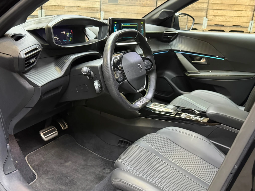 Peugeot e-208 – foto 9