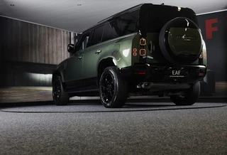 Land Rover Defender – thumbnail 5
