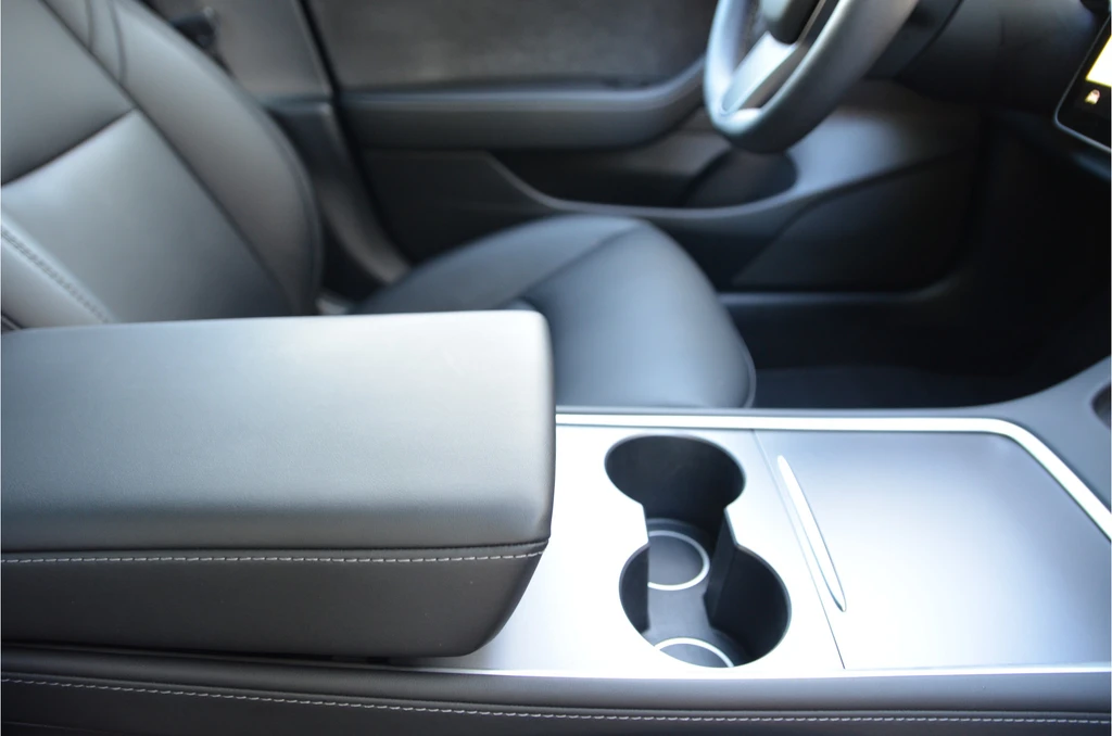 Tesla Model 3 – foto 8