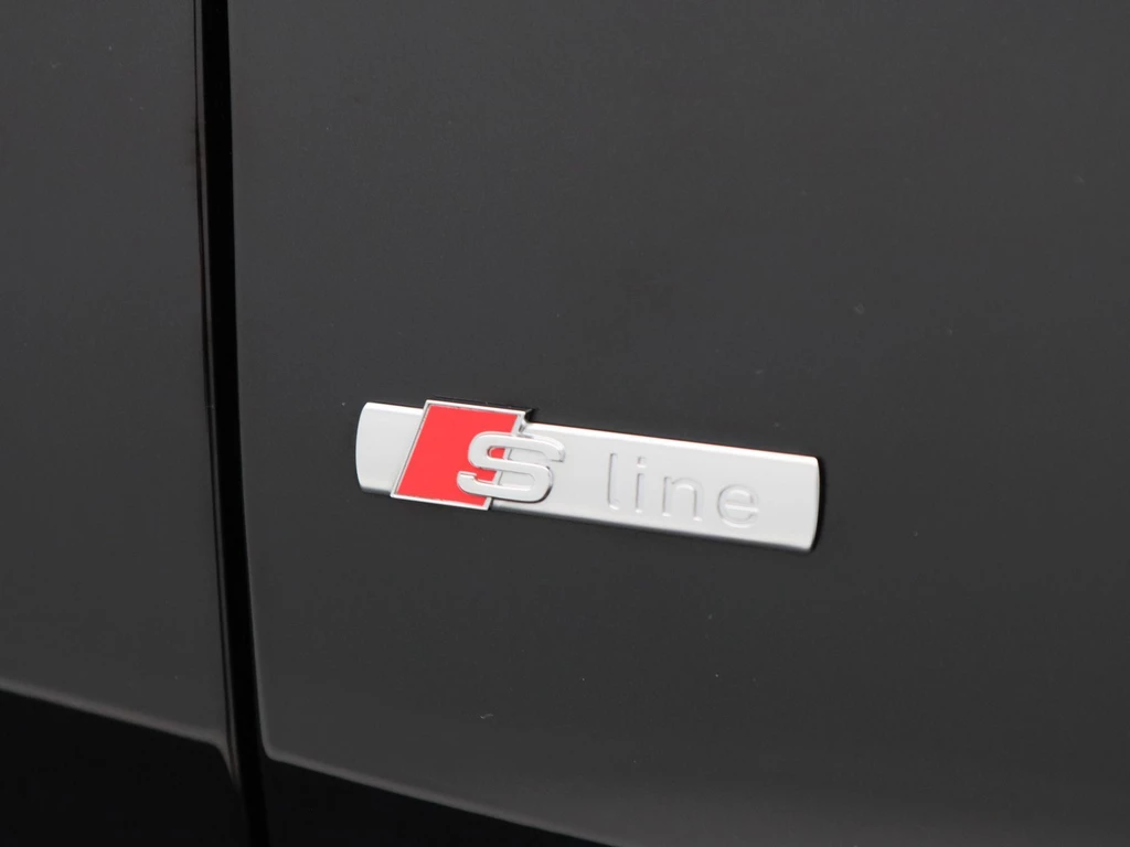 Audi Q8 – foto 13