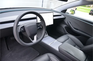 Tesla Model 3 – thumbnail 10