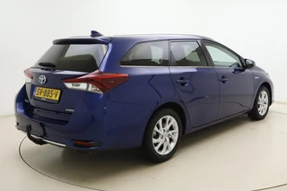 Toyota Auris – thumbnail 6