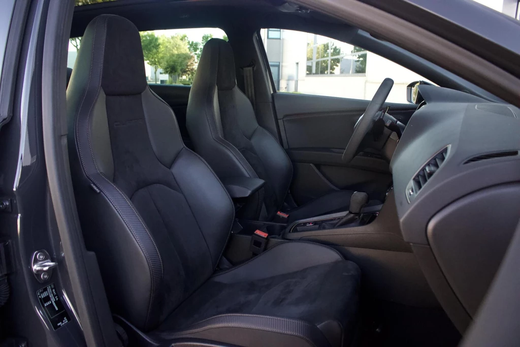 SEAT Leon – foto 11