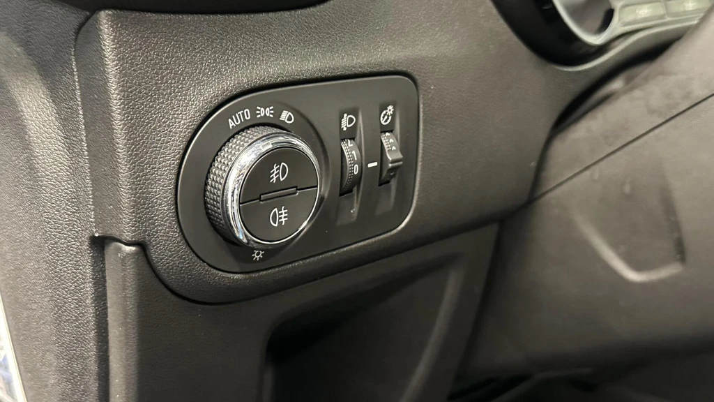Opel Crossland X – foto 16