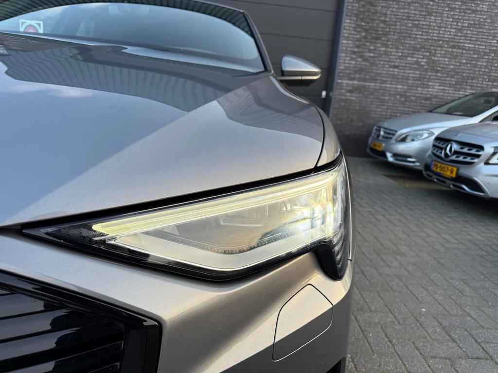 Audi e-tron – foto 14