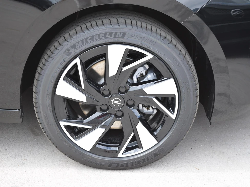 Opel Astra – foto 24