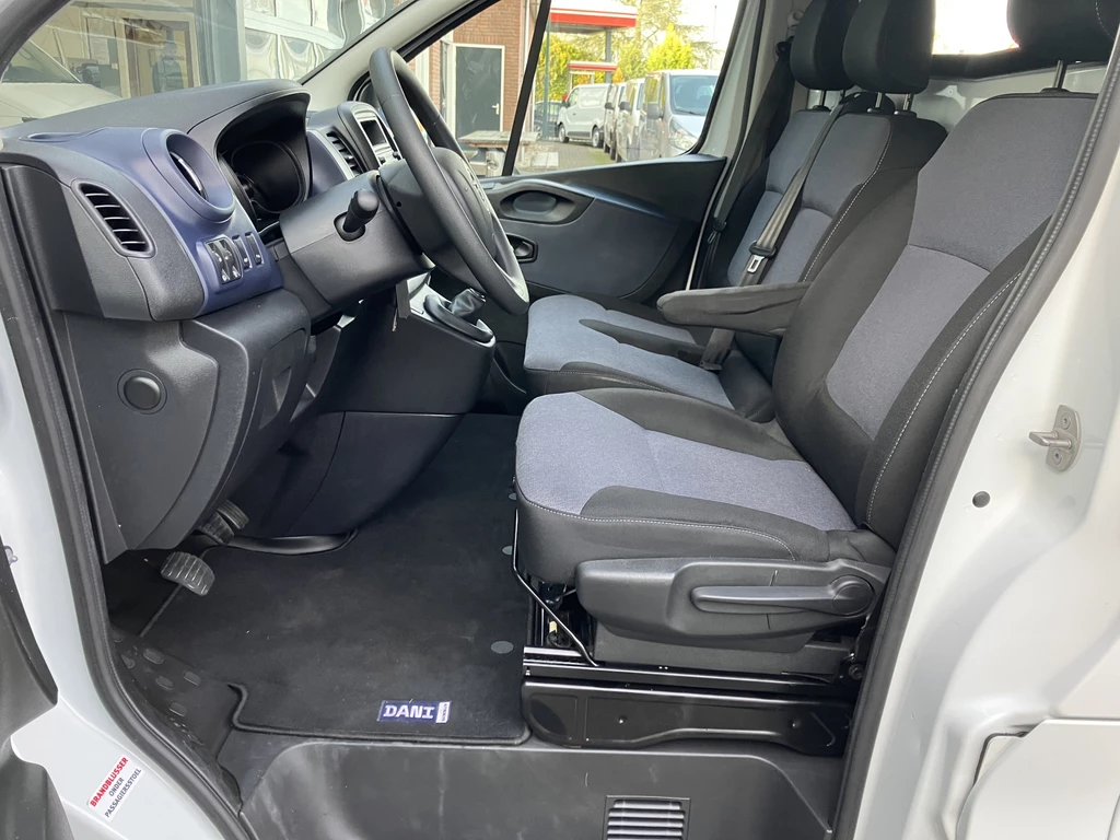 Opel Vivaro – foto 30