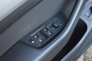 Volkswagen Passat – thumbnail 28