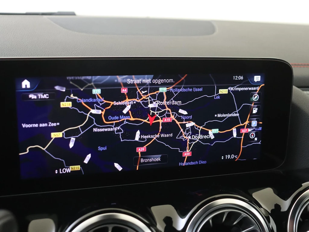 Mercedes-Benz EQA – foto 21