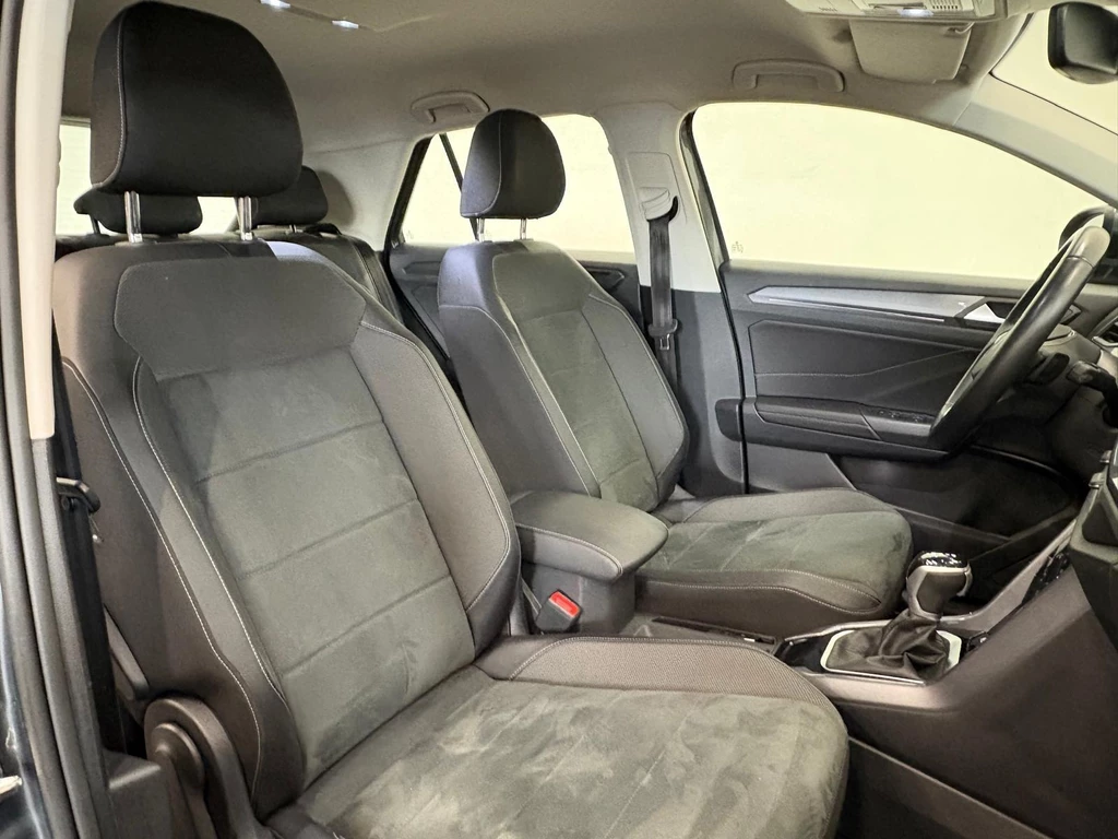 Volkswagen T-Roc – foto 11