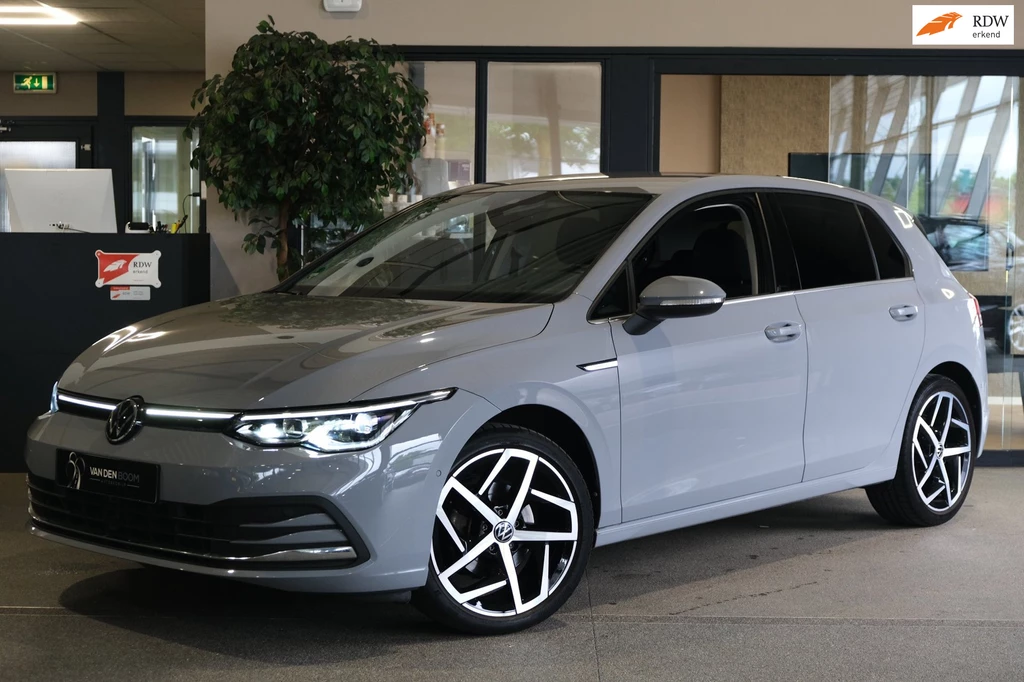 Volkswagen Golf – foto 1