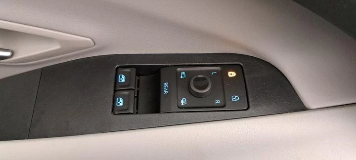Ford Explorer – foto 11