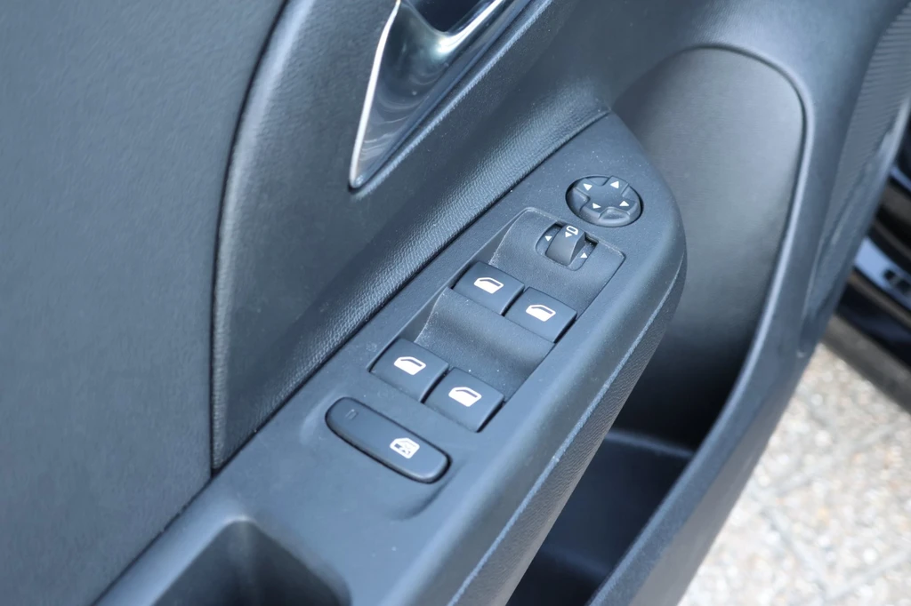 Opel Corsa – foto 15