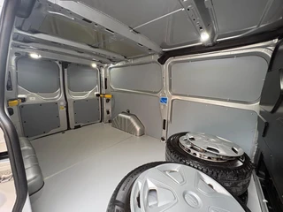 Ford Transit Custom – thumbnail 11