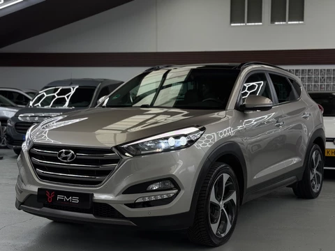 Hyundai Tucson 1.6 T-GDi 4WD Camera Trekhaak Panorama