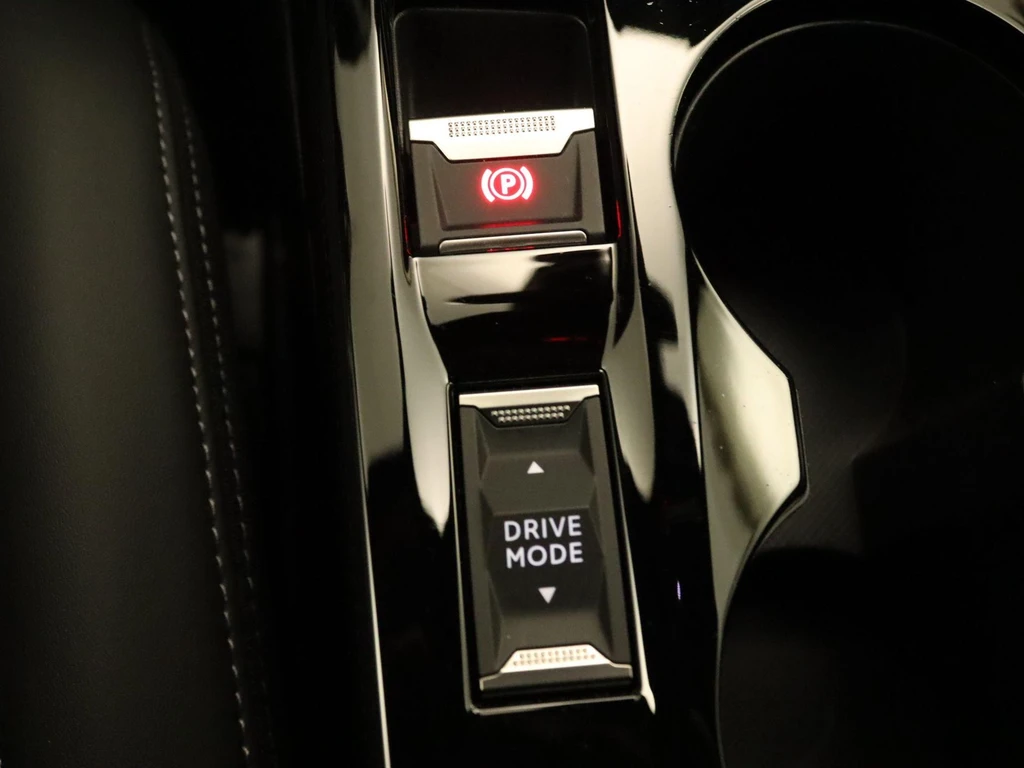 Peugeot e-2008 – foto 31