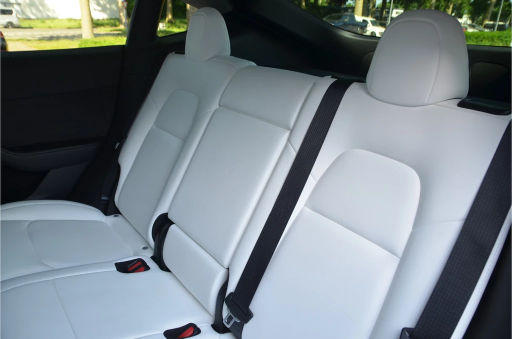Tesla Model Y – foto 14