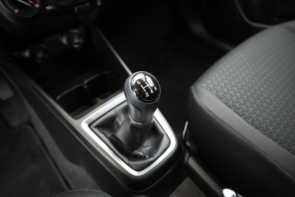 Suzuki Swift – foto 12