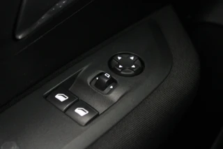Peugeot 208 – thumbnail 17