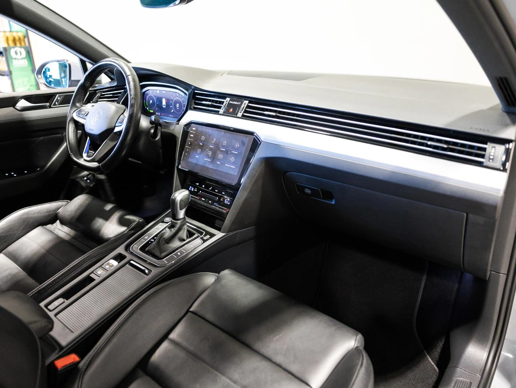 Volkswagen Passat – foto 9