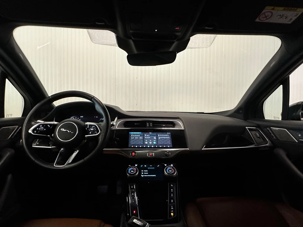 Jaguar I-PACE – foto 10