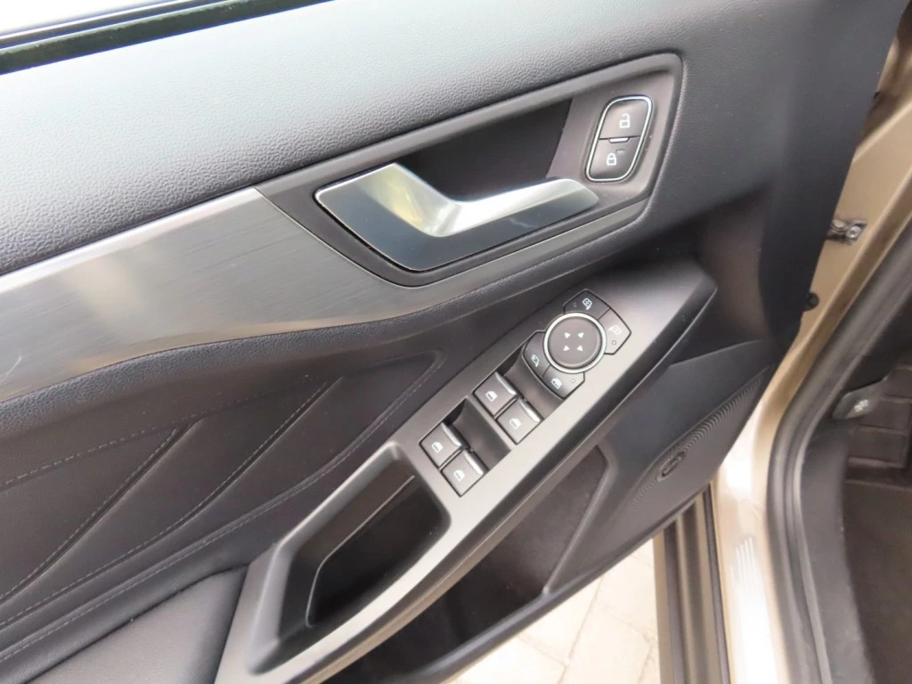 Ford Focus – foto 15