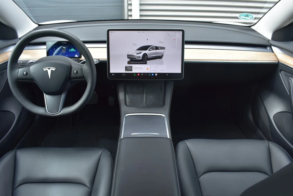 Tesla Model 3 – foto 22