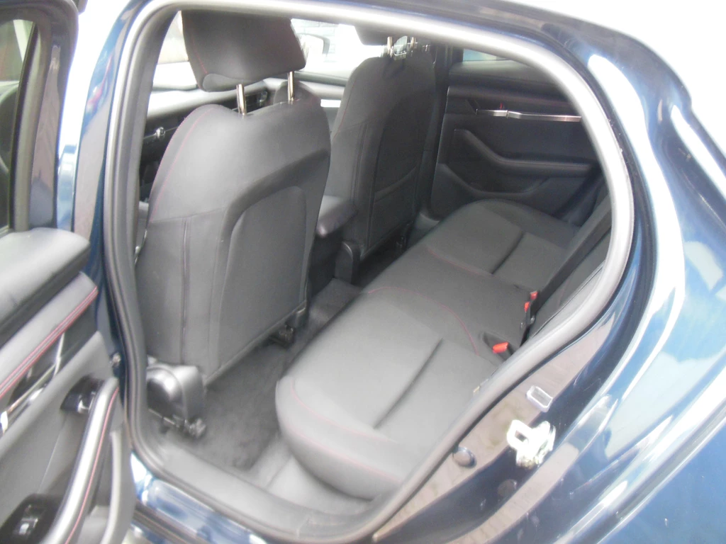 Mazda 3 – foto 12